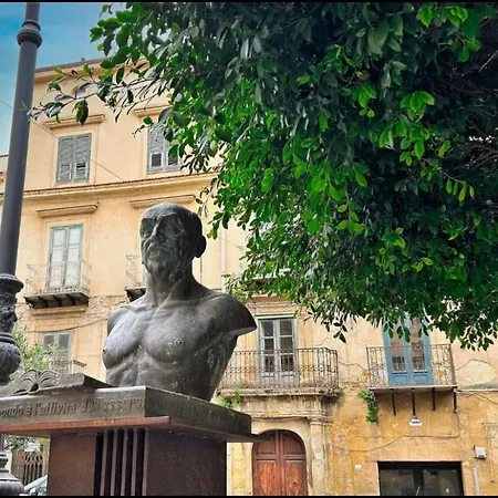 La Nicchia *